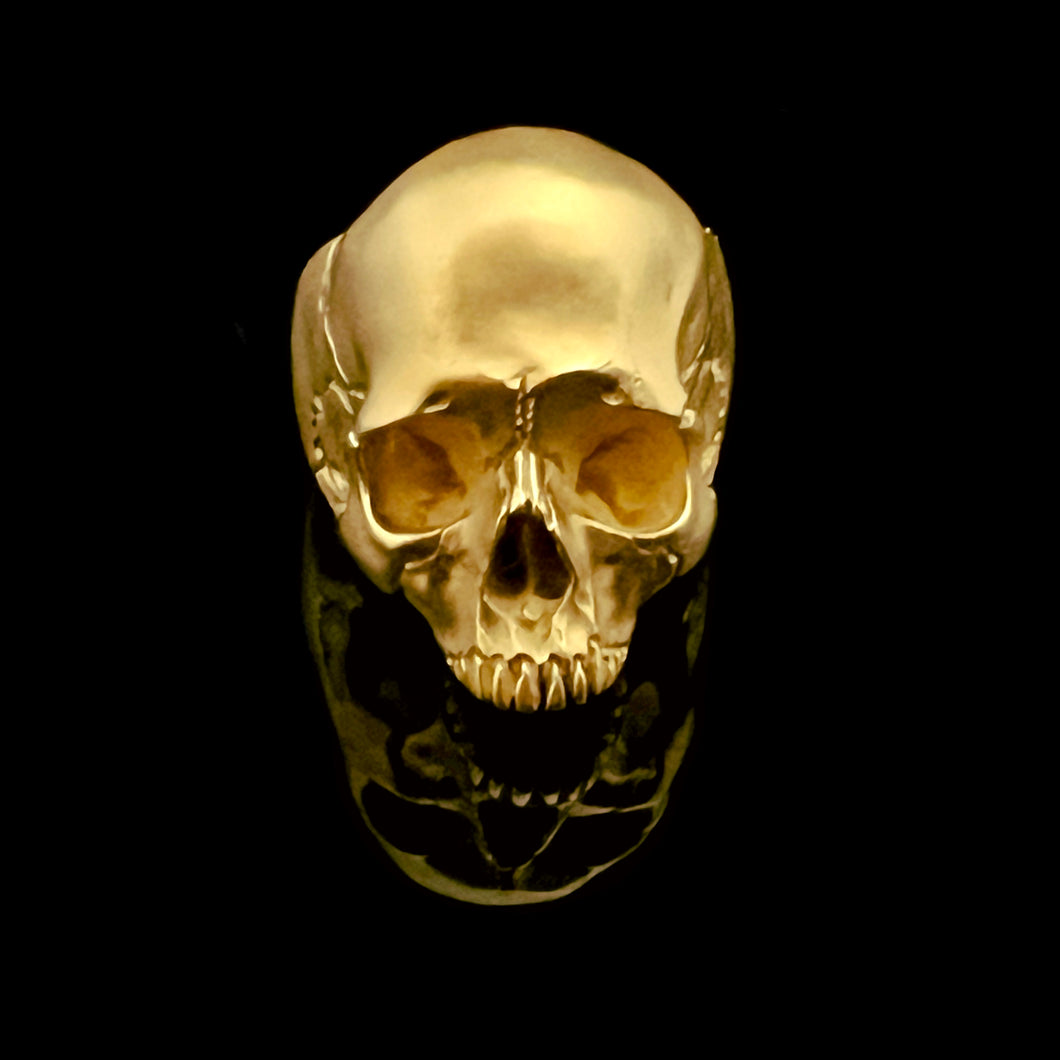 ossua-et-acroamata-jewelery-gothic-goth-memento-mori-skull-solid-gold-skull-ring-front-view