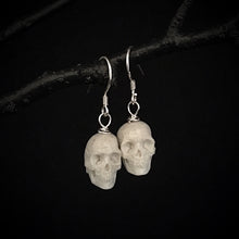 Load image into Gallery viewer, Skull Earrings
