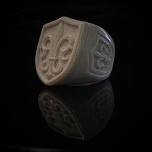 Load image into Gallery viewer, Fleur-de-lis Ring