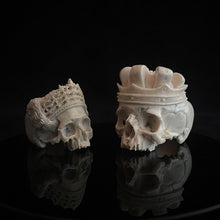 Load image into Gallery viewer, ossua-et-acroamata-jewelery-gothic-goth-devil-demon-memento-mori-bone-hand-craved-gemstones-beads-antler-deerantler-Dead-King-Ring