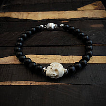 Load image into Gallery viewer, ossua-et-acroamata-jewelery-gothic-goth-gothic-gemstones-gems-memento-mori-sterling-silver-925-NIGHT-Mala-Bracelet