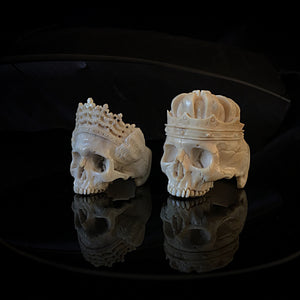 ossua-et-acroamata-jewelery-gothic-goth-mythology-mythical-memento-mori-bone-skulls-hand-craved-antler-deerantler-Dead-Queen-Skull-Ring