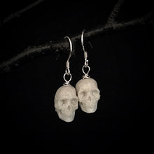 Load image into Gallery viewer, ossua-et-acroamata-jewelery-gothic-goth-mythology-spirit-spirituality-medieval-memento-mori-skulls-ear-rings-bone-hand-craved-antler-deerantler-Skull-Earhooks