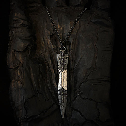 ossua-et-acroamata-jewelery-mythology-myth-gothic-goth-gothic-memento-mori-sterling-silver-925-Spear-of-Destiny-Necklace