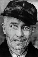 Load image into Gallery viewer, Ed Gein Bust (preorder)