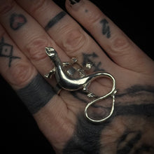 Load image into Gallery viewer, Lizard King Ring 925 Silver