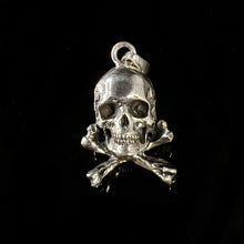 Load image into Gallery viewer, Skull Bone Necklace | Cross Bone Necklace | OSSUA et ACROMATA