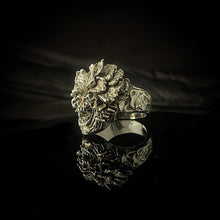 Load image into Gallery viewer,  Memento Mori Ring | Sterling Silver Clicker Ring | OSSUA et ACROMATA