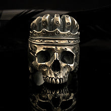 Load image into Gallery viewer, King Skull Ring | Black Skull Ring | OSSUA et ACROMATA