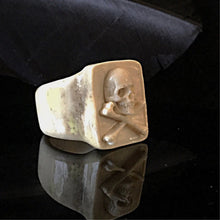 Load image into Gallery viewer, ossua-et-acroamata-jewelery-movie-props-trivia-gothic-goth-gothic-pirate-pirates-memento-mori-bone-hand-craved-antler-deerantler-Jolly-Roger-Ring