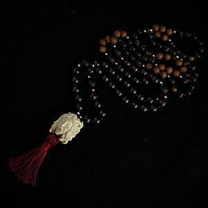 ossua-et-acroamata-jewellery-gothic-goth-angel-greek-mythology-medusa-spirituality-mysticism-memento-mori-bone-hand-craved-gemstones-beads-antler-deerantler-Medusas-rage-Mala-Necklace