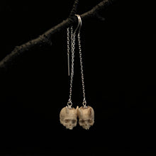 Load image into Gallery viewer, Women Skull Earrings | Silver Skull Earrings | OSSUA et ACROMATA