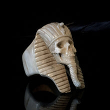 Load image into Gallery viewer, ossua-et-acroamata-jewelery-gothic-goth-devil-demon-memento-mori-egypt-egyptian-pharao-bone-hand-craved-antler-deerantler-Tutankhamun-Skull-Ring