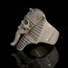 Load image into Gallery viewer, ossua-et-acroamata-jewelery-gothic-goth-devil-demon-memento-mori-egypt-egyptian-pharao-bone-hand-craved-antler-deerantler-Tutankhamun-Skull-Ring