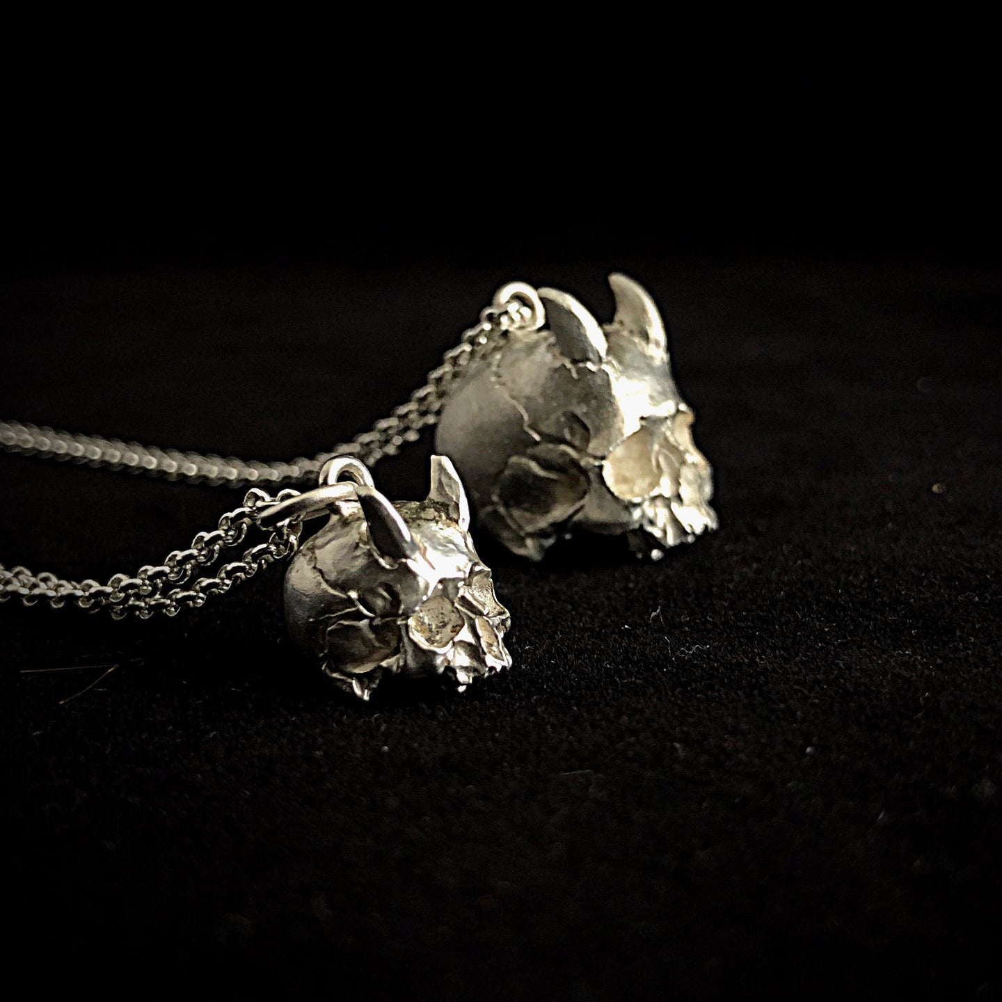 ossua-et-acroamata-jewelery-gothic-goth-gothic-devil-satan-memento-mori-sterling-silver-925-azazel-necklace