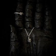 Load image into Gallery viewer, ossua-et-acroamata-jewelery-gothic-goth-gothic-devil-satan-memento-mori-sterling-silver-925-mini-azazel-band-ring