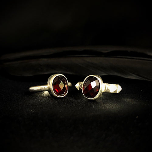 ossua-et-acroamata-jewelery-gothic-goth-gothic-gemstones-gems-memento-mori-sterling-silver-925-Fire-Eye-Ring