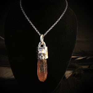 ossua-et-acroamata-jewelery-gothic-goth-gothic-gemstones-gems-memento-mori-sterling-silver-925-Resolve-Necklace