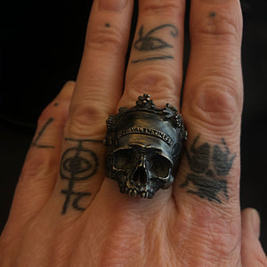 Kathleen wearing ossua-et-acroamata-jewelery-gothic-goth-gothic-gemstones-gems-memento-mori-sterling-silver-925-St-Valentine-Skull-Ring