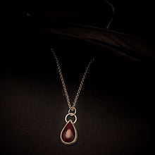 Load image into Gallery viewer, Blood Drop Necklace | Blood Drop Chain | OSSUA et ACROMATA