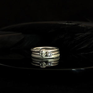 ossua-et-acroamata-jewelery-gothic-goth-gothic-gemstones-gems-memento-mori-sterling-silver-925-skull-stacker-ring