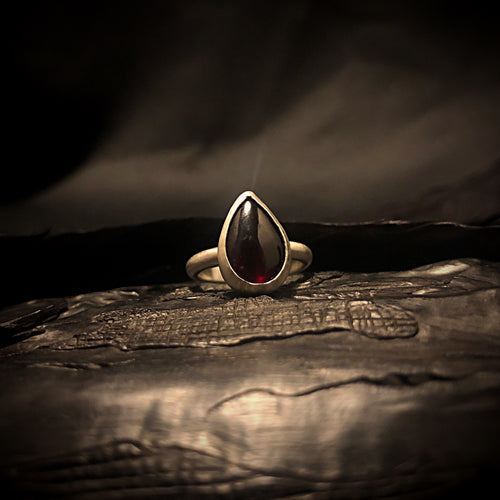 Blood Drop Ring | Women's Unique Rings | OSSUA et ACROMATA