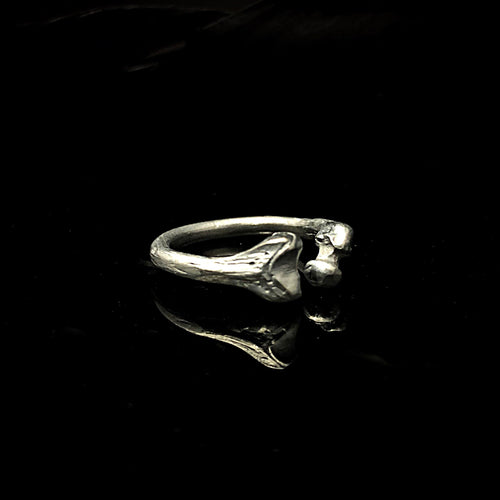 ossua-et-acroamata-jewelery-gothic-goth-gothic-memento-mori-sterling-silver-925-femur-set ring
