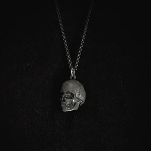 Black Skull Necklace | Skull Head Pendant | OSSUA et ACROMATA