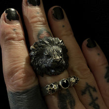 Load image into Gallery viewer, ossua-et-acroamata-jewelery-gothic-goth-gothic-memento-mori-sterling-silver-animal-anima-925-Lion-Ring