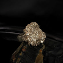 Load image into Gallery viewer, ossua-et-acroamata-jewelery-gothic-goth-gothic-memento-mori-sterling-silver-animal-anima-925-Lion-Ring
