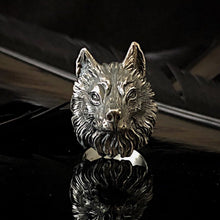 Load image into Gallery viewer, ossua-et-acroamata-jewelery-gothic-goth-gothic-memento-mori-sterling-silver-animal-anima-925-Wolf-Ring