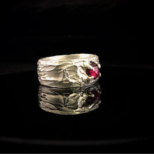 Load image into Gallery viewer, ossua-et-acroamata-jewelery-gothic-goth-gothic-ruby-gemstone-gems-gem-memento-mori-sterling-silver-925-Fury-Ring