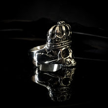 Load image into Gallery viewer, ossua-et-acroamata-jewelery-gothic-goth-gothic-steel-steeljewellery-skull-skulls-memento-mori-Steel-Dead-King