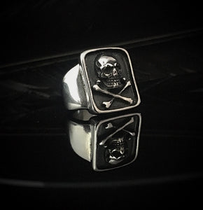 ossua-et-acroamata-jewelery-gothic-goth-gothic-steel-steeljewellery-skull-skulls-memento-mori-Steel-Jolly-Roger