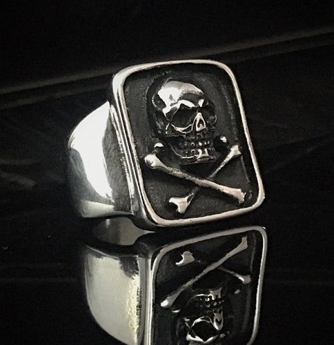 ossua-et-acroamata-jewelery-gothic-goth-gothic-steel-steeljewellery-skull-skulls-memento-mori-Steel-Jolly-Roger