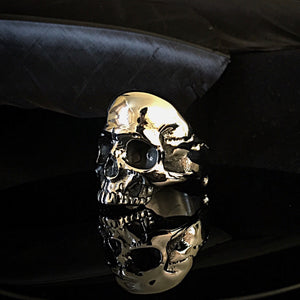 ossua-et-acroamata-jewelery-gothic-goth-gothic-steel-steeljewellery-skull-skulls-memento-mori-Steel-Skull-Ring