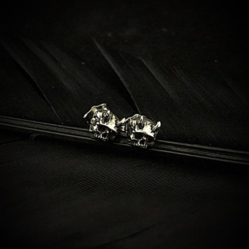 ossua-et-acroamata-jewelery-gothic-goth-memento-mori-sterling-silver-925-Azazel-stud-earrings