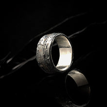 Load image into Gallery viewer, ossua-et-acroamata-jewelery-gothic-goth-memento-mori-sterling-silver-925-Molten-Rock-Ring