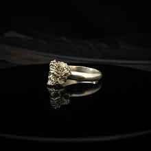Load image into Gallery viewer, ossua-et-acroamata-jewelery-gothic-goth-memento-mori-sterling-silver-925-dead-queen-stacker-Ring