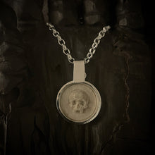 Load image into Gallery viewer, ossua-et-acroamata-jewelery-gothic-goth-memento-mori-sterling-silver-925-memento-mori-necklace-bone-edition