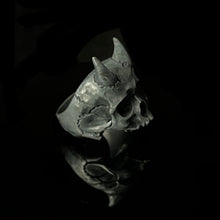Load image into Gallery viewer, Skull Rings for Men | Azazel Demon Ring | OSSUA et ACROMATA