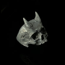 Load image into Gallery viewer, Skull Rings for Men | Azazel Demon Ring | OSSUA et ACROMATA