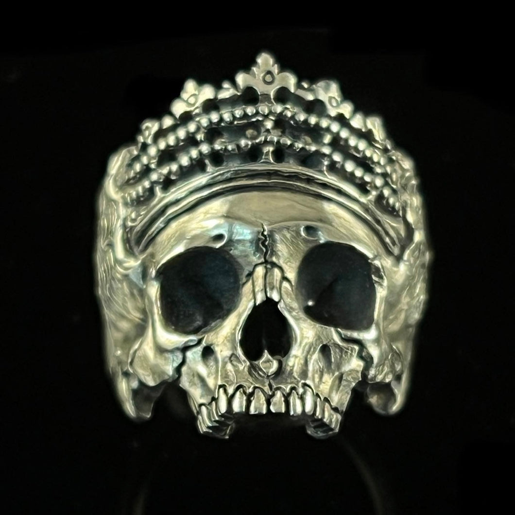ossua-et-acroamata-jewelery-gothic-goth-memento-mori-sterling-silver-skull-925-Dead-Queen-Ring