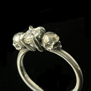 ossua-et-acroamata-jewelery-gothic-goth-memento-mori-sterling-silver-skull-925-Guardian-Ring-Diamond-Edition