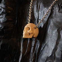 Load image into Gallery viewer, ossua-et-acroamata-jewelery-gothic-goth-mythology-mythical-memento-mori-bone-skulls-hand-craved-antler-deerantler-Skull-Necklace