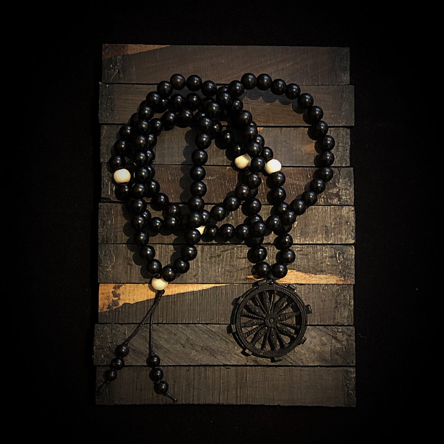 ossua-et-acroamata-jewelery-gothic-goth-mythology-spirituality-mysticism-memento-mori-bone-hand-craved-gemstones-beads-antler-deerantler-Dharma_Mala_Necklace