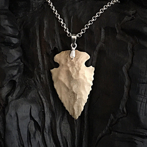 Arrowhead Pendant | Mens Arrowhead Necklace | OSSUA et ACROMATA