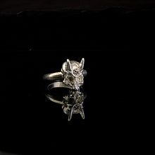 Load image into Gallery viewer, Skull Band Ring | Skull Cocktail Ring | OSSUA et ACROMATA