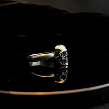 Load image into Gallery viewer, ossua-et-acroamata-jewelery-movie-props-trivia-gothic-goth-gothic-memento-mori-sterling-silver-925-full-skull-stacker-ring