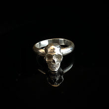 Load image into Gallery viewer, ossua-et-acroamata-jewelery-movie-props-trivia-gothic-goth-gothic-memento-mori-sterling-silver-925-full-skull-stacker-ring